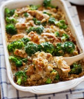 broccoli-cheese-quinoa-casserole
